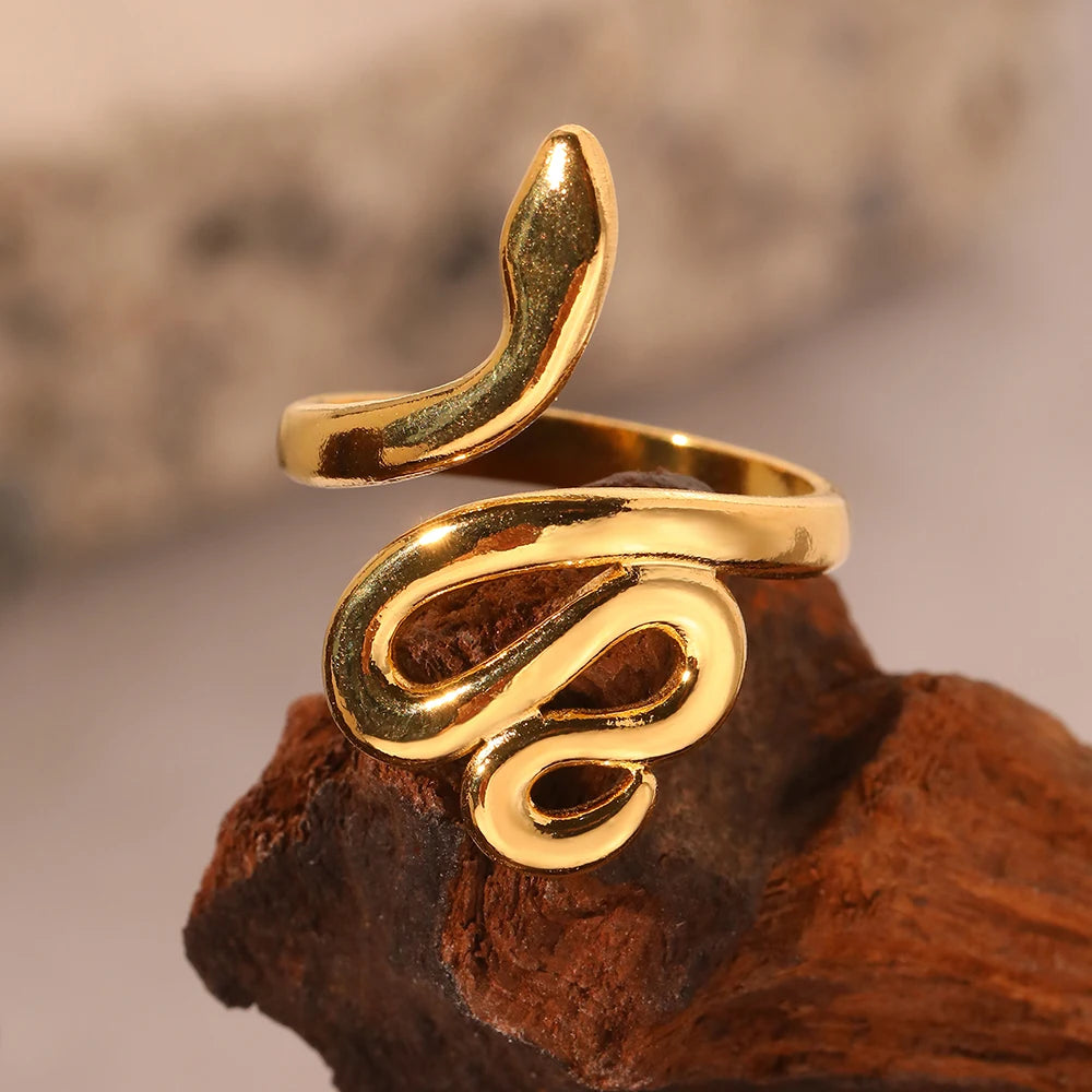 Serpentine - Ring